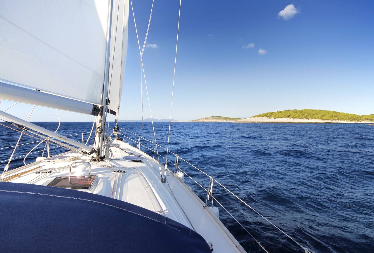 Sail through Croatian sea with Bruneko Yacht Charter Zadar