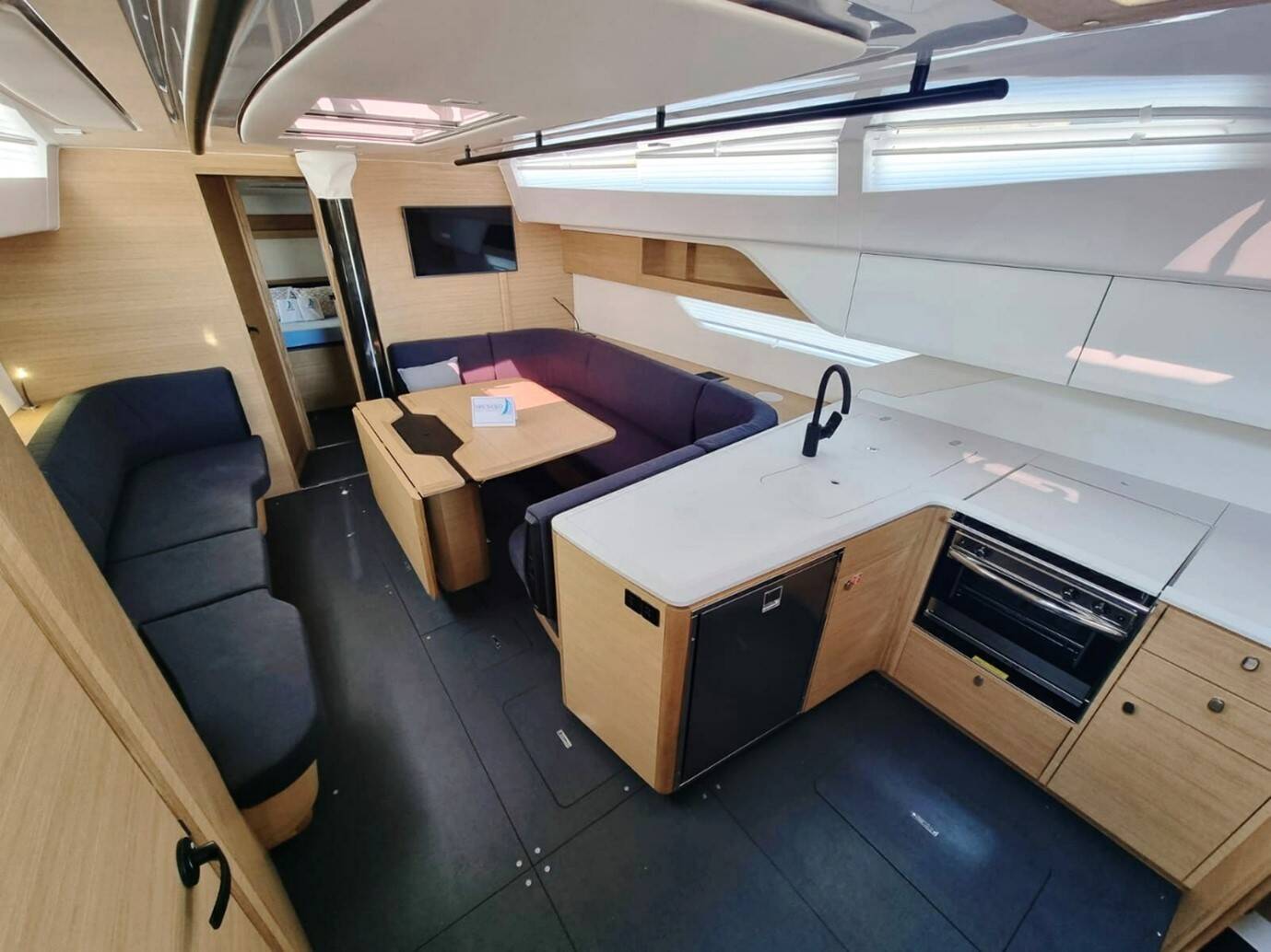 Below the deck: Look on the Saloon of Elan E6