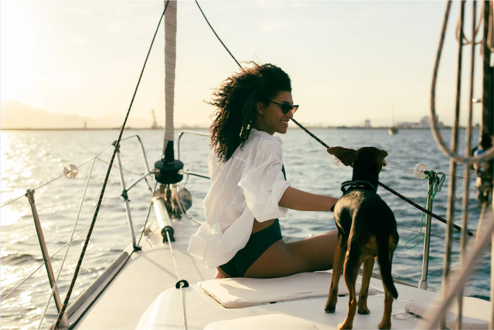 When planning to sail with pets in Croatia, choosing the right boat is essential.